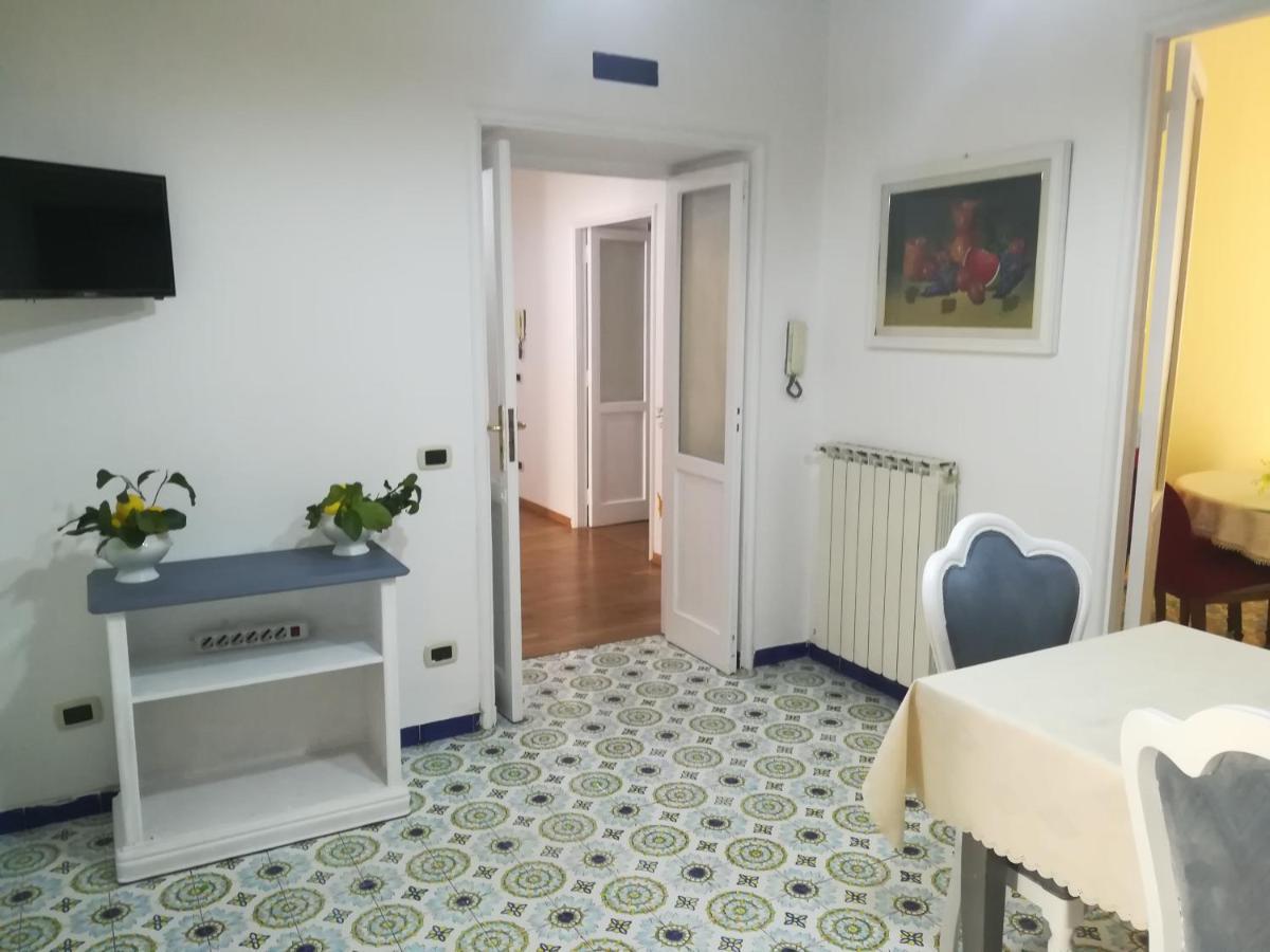 Residenza Regina Margherita カステッランマーレ・ディ・スタービア エクステリア 写真